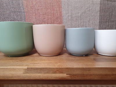 Plant pots